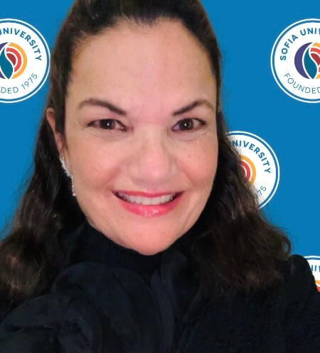 Jennifer Nagrath headshot